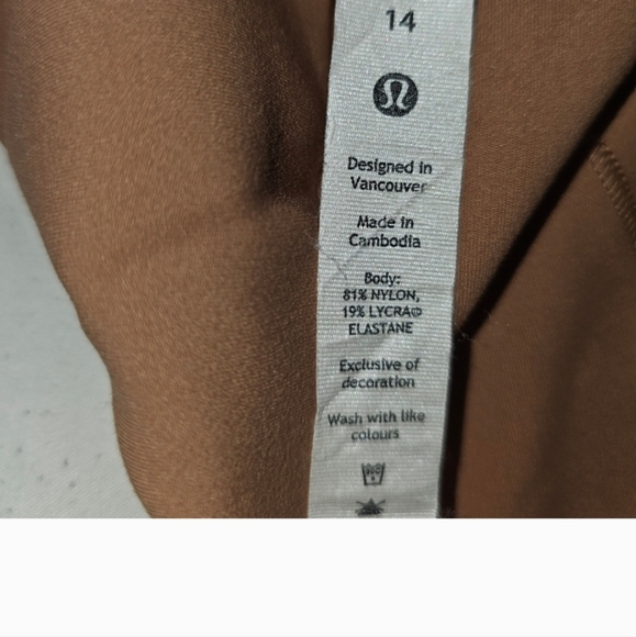 Lululemon align leggings - Picture 3 of 3